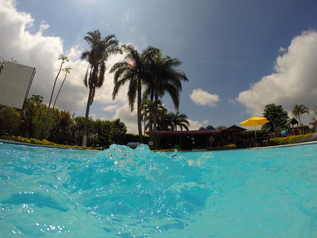 El Mesón Finca Hotel La Manuela מראה חיצוני תמונה