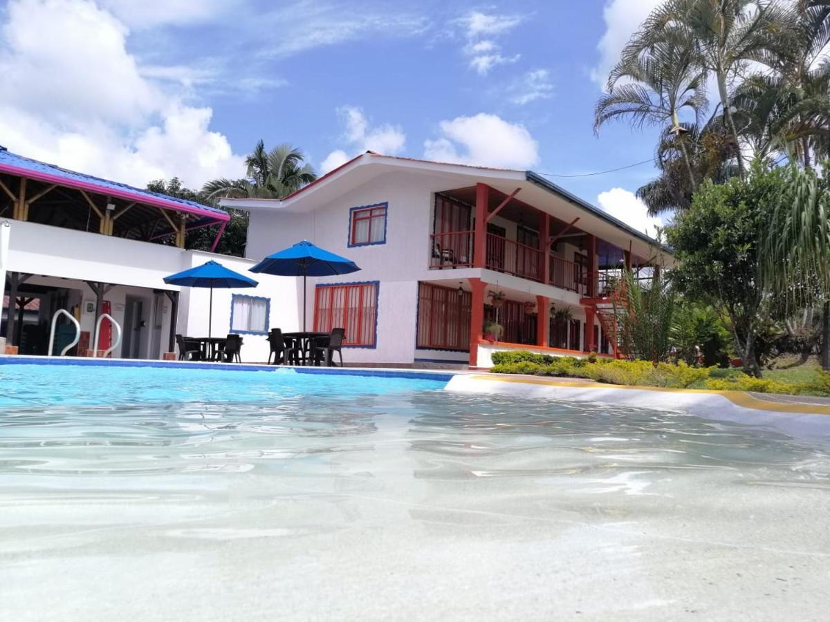 El Mesón Finca Hotel La Manuela מראה חיצוני תמונה